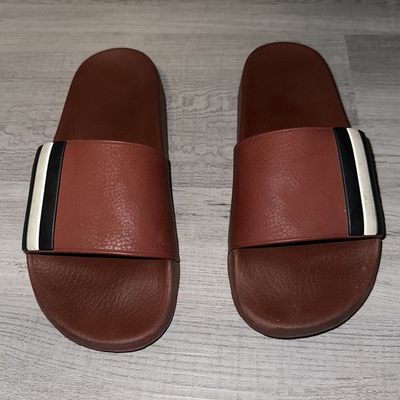 Men’s BALLY Saxor Rubber Slides - Picture 2 of 5